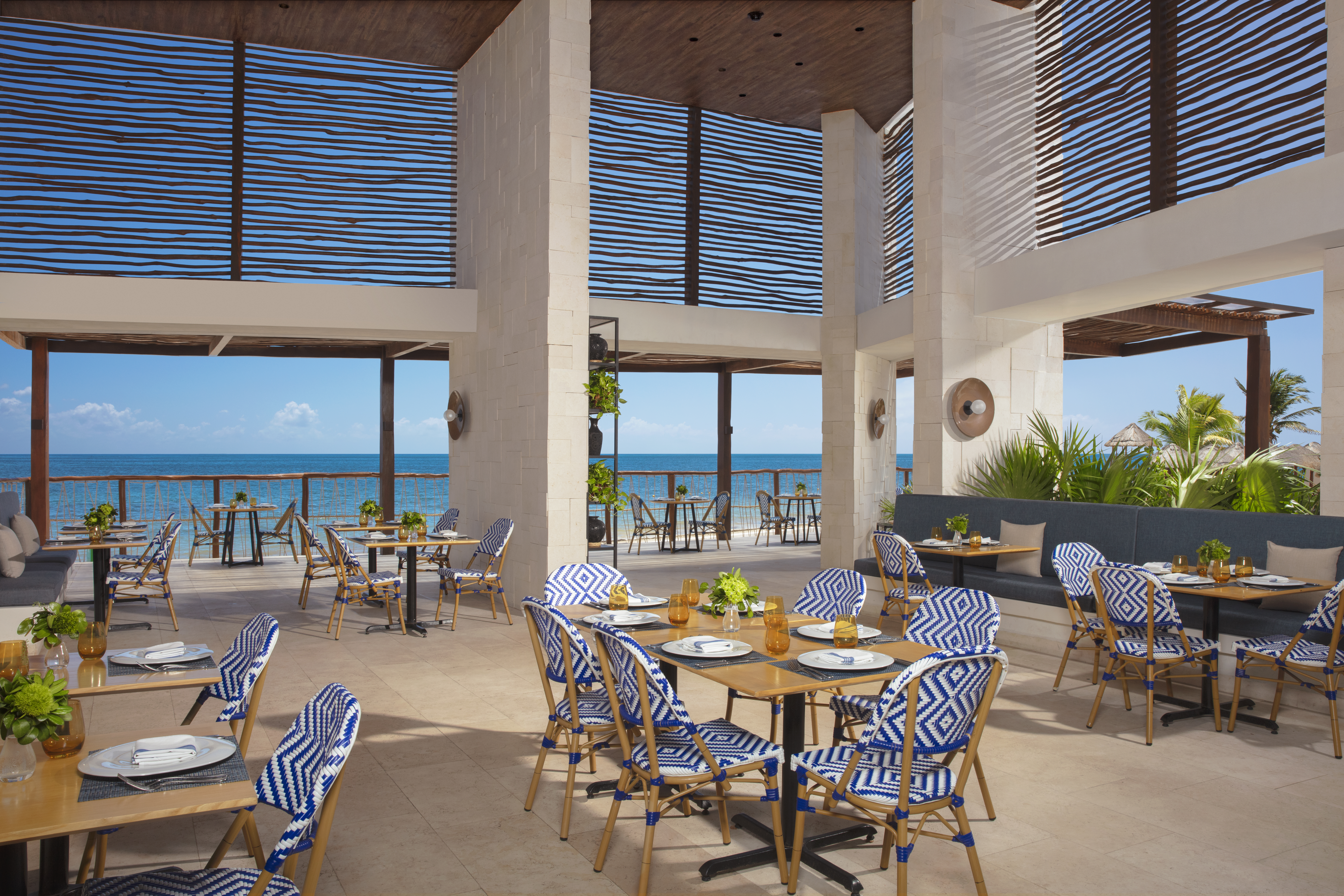 Dining at Dreams Sapphire Resort & Spa.