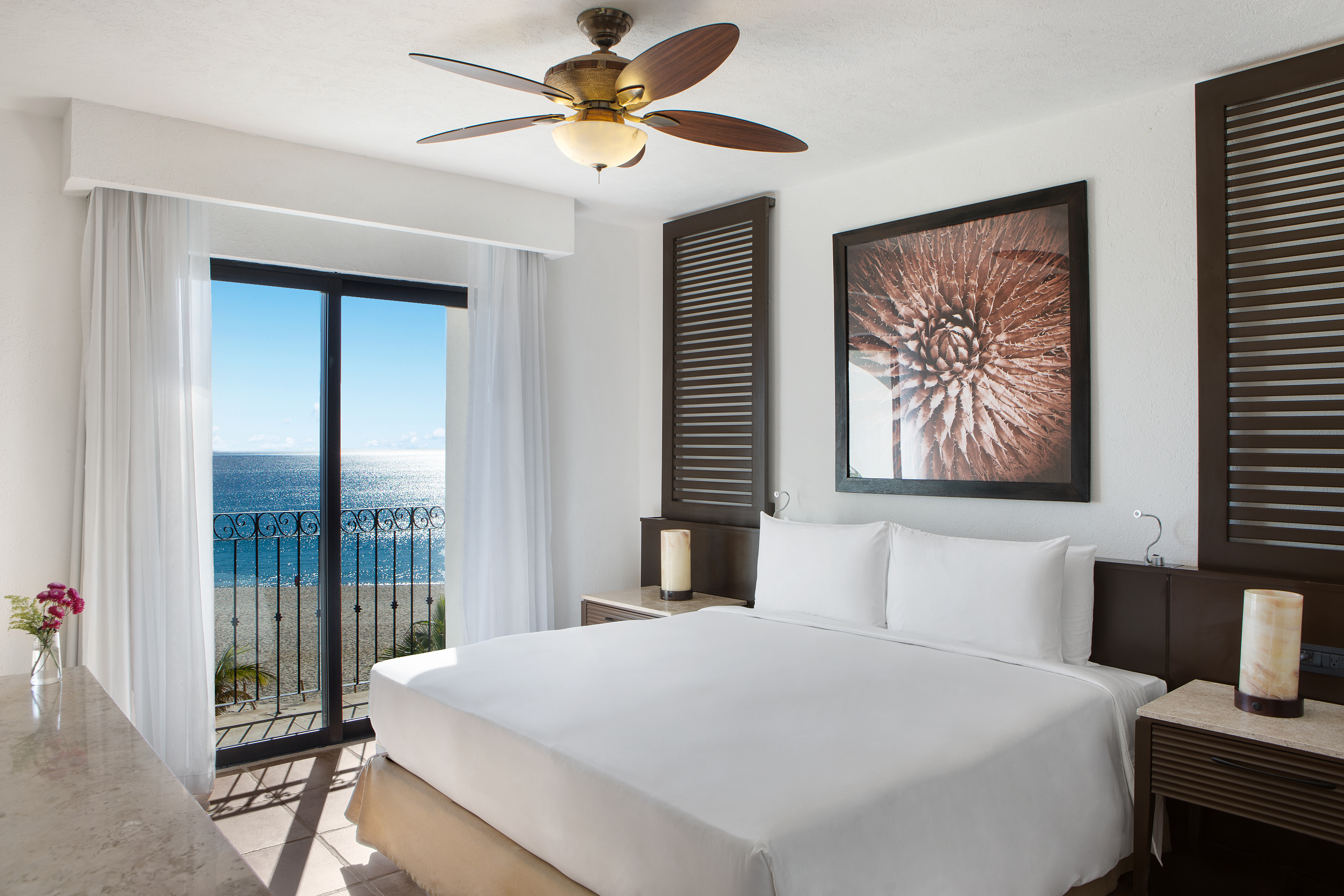 HZLC Ocean Front suite.