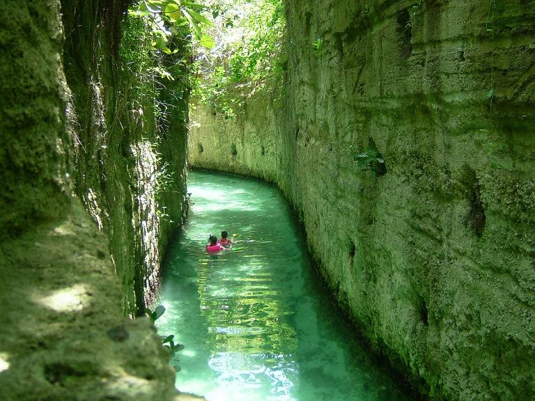 Xcaret tour.